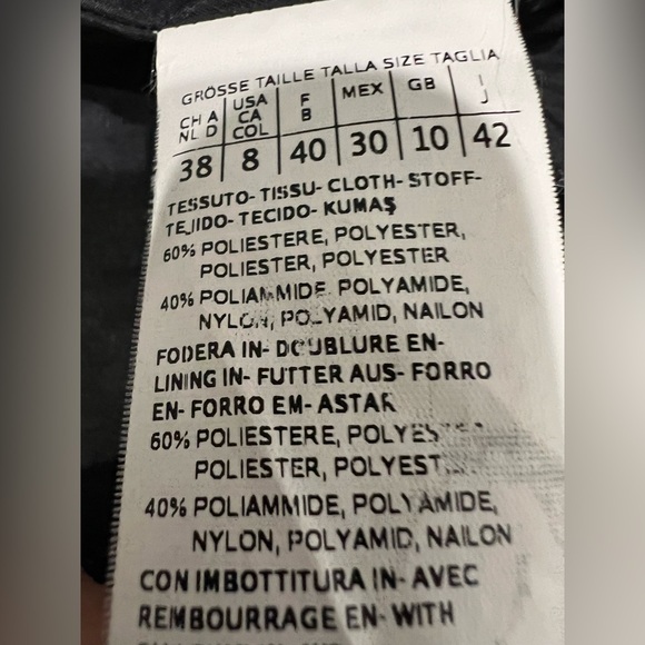 Max Mara Women's Mid-Length Quilted Vest with Pockets and Snap Fasteners Sz8 - Picture 11 of 12